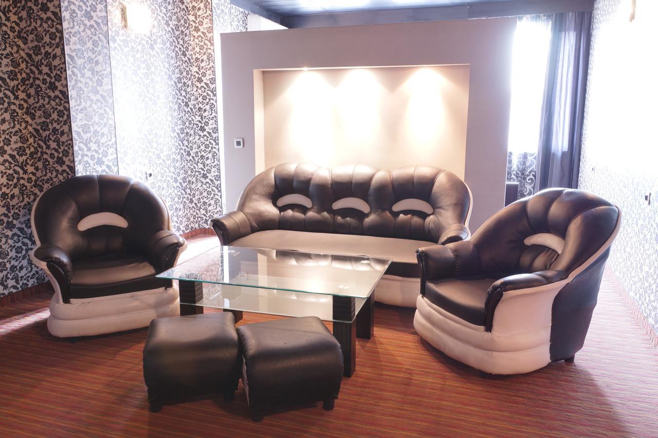 Hotel Bagira Kazanlŭk Dış mekan fotoğraf